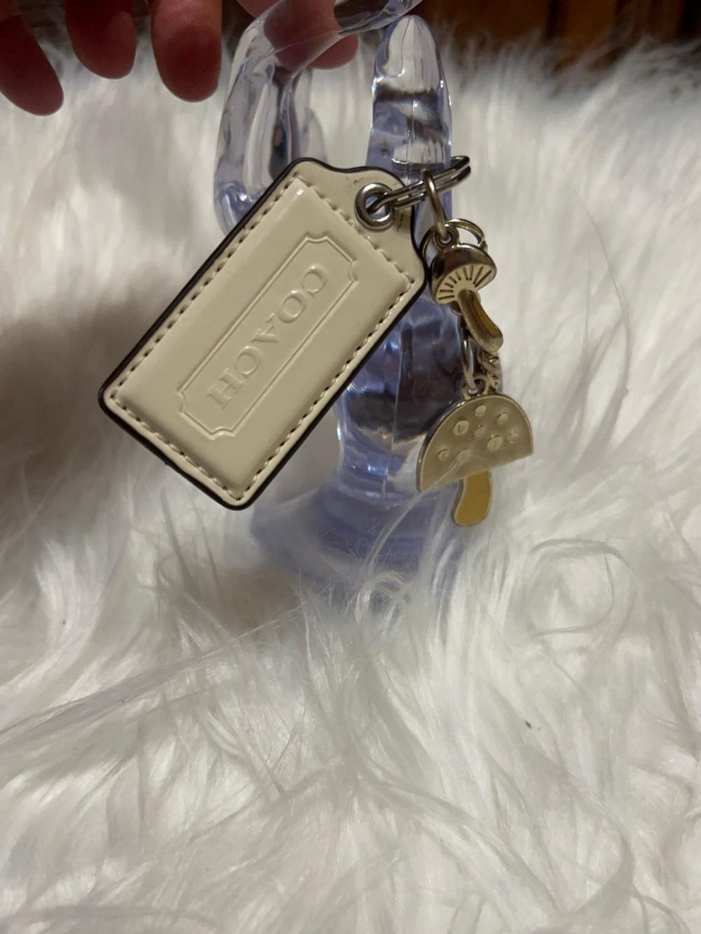 Coach Cream Leather Tag  unbranded Key Ring with Gold Mushroom Charms - Picture 4 of 6